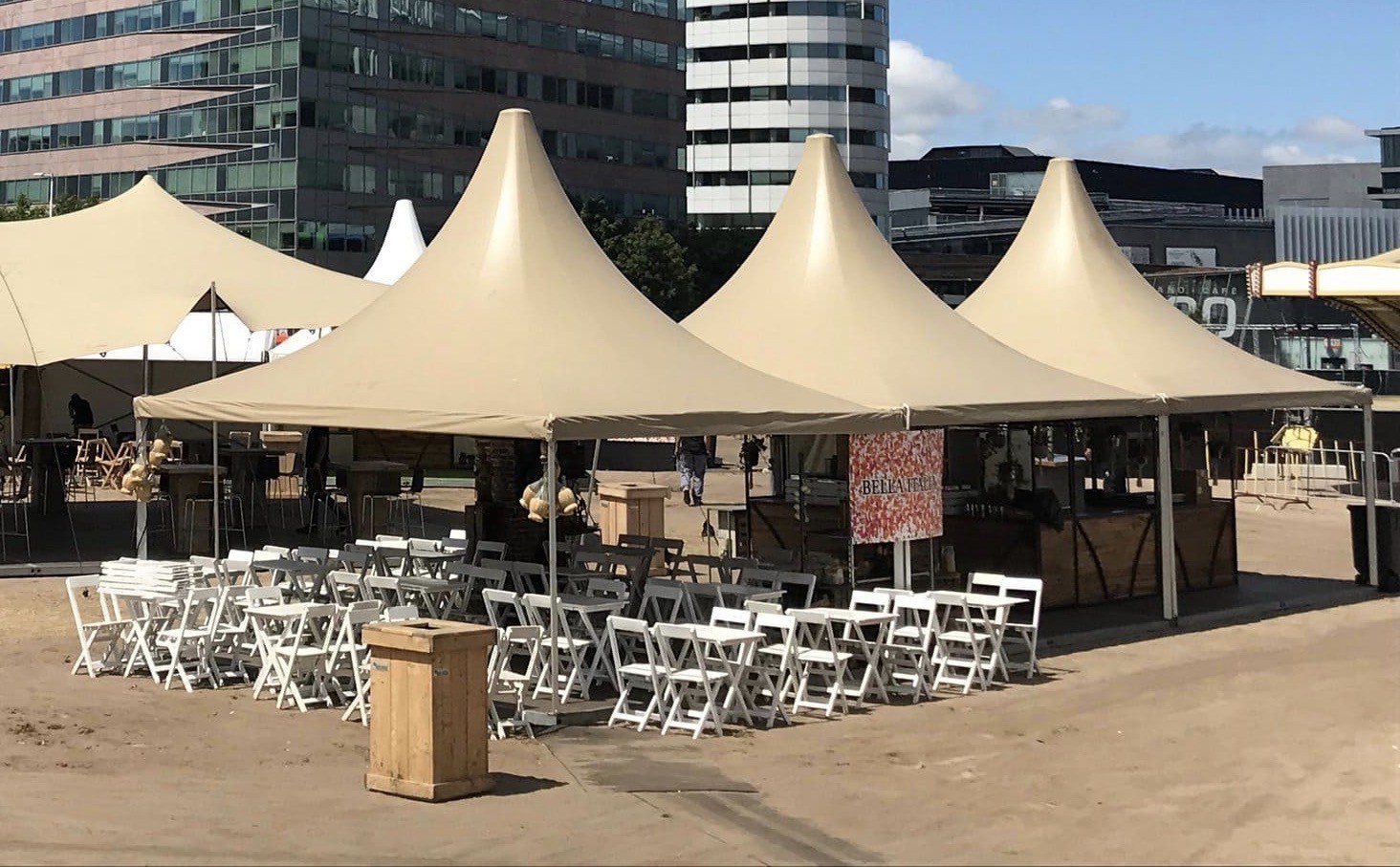 Pagodetent 4x4 meter (Zandkleur)